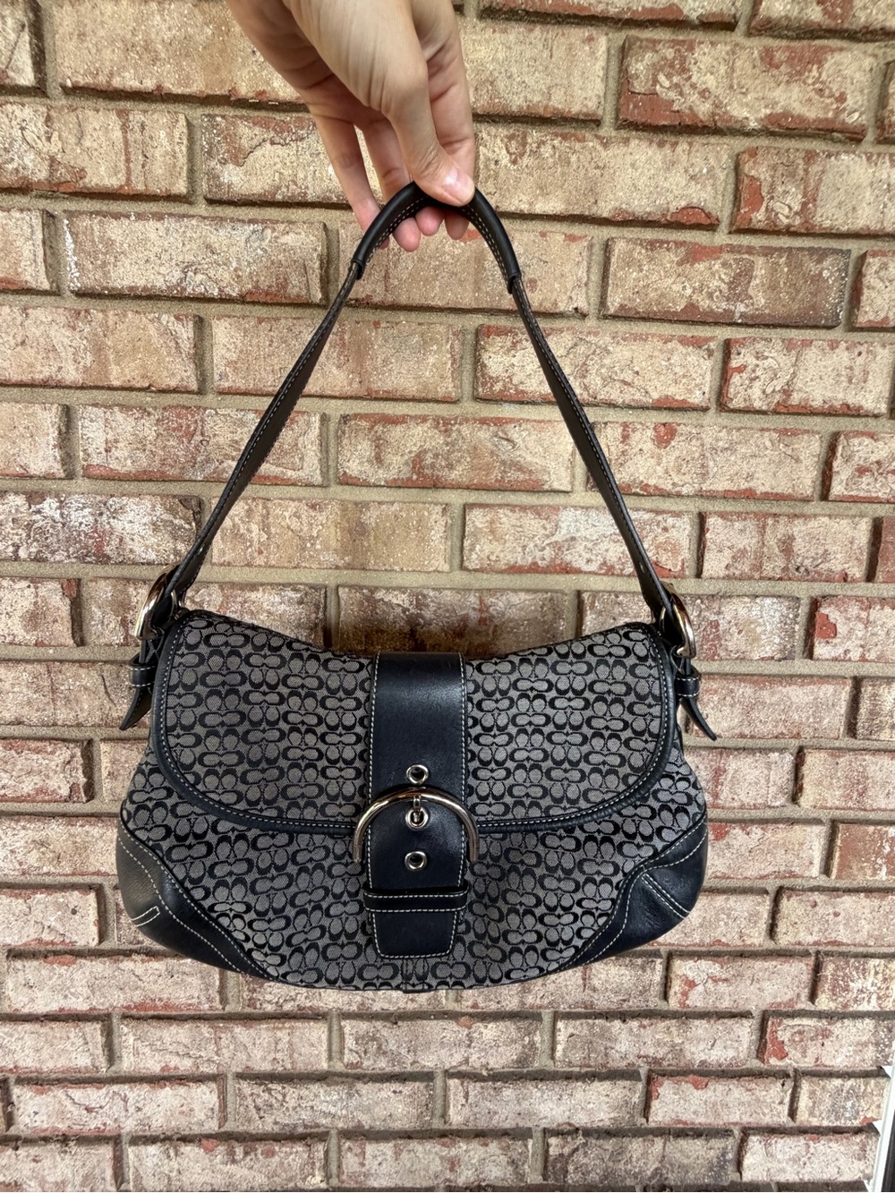 Coach Black Signature C SOHO